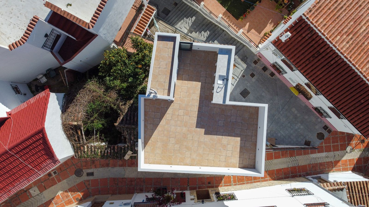 Property main view 33