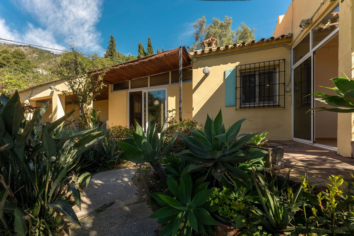 Finca - Cortijo te koop in Ojén | 2 slaapkamers H5351083