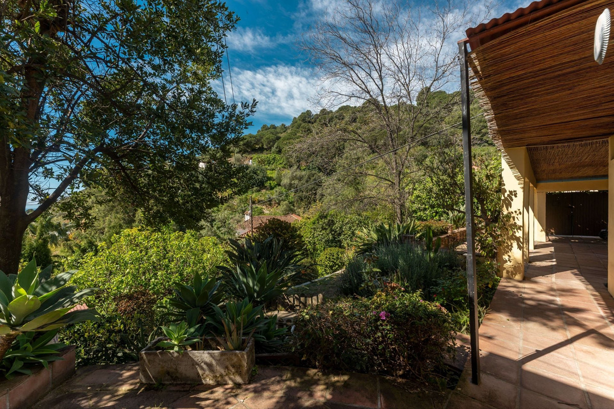 Finca - Cortijo te koop in Ojén | 2 slaapkamers H5351083