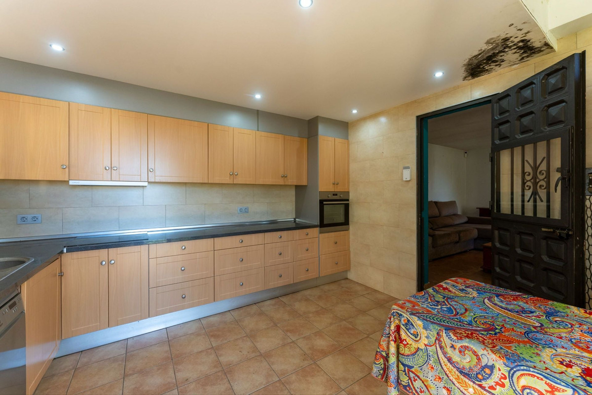 Finca - Cortijo te koop in Ojén | 2 slaapkamers H5351083