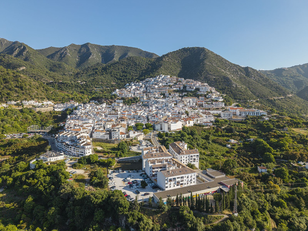Finca - Cortijo te koop in Ojén | 2 slaapkamers H5394229
