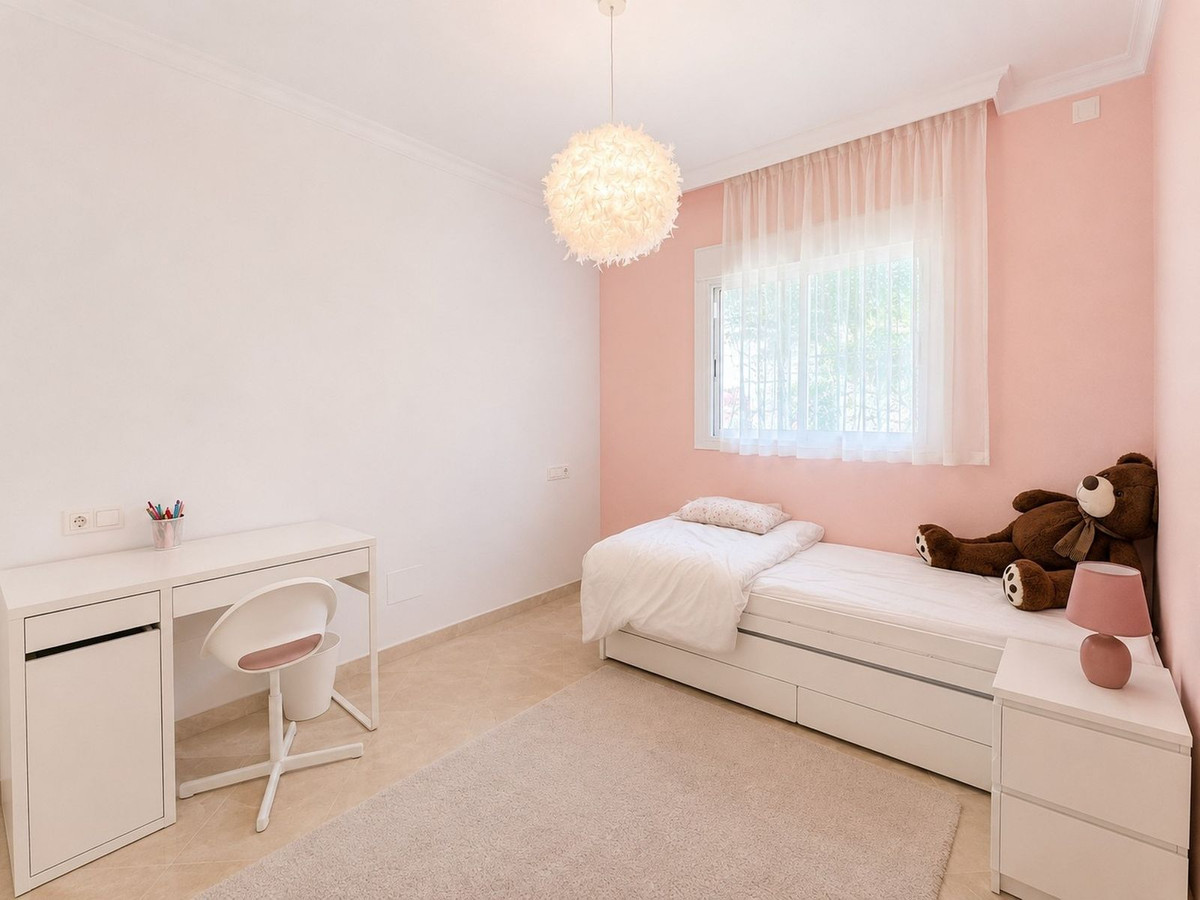 Geschakelde Woning te koop in Ojén | 4 slaapkamers H5433820