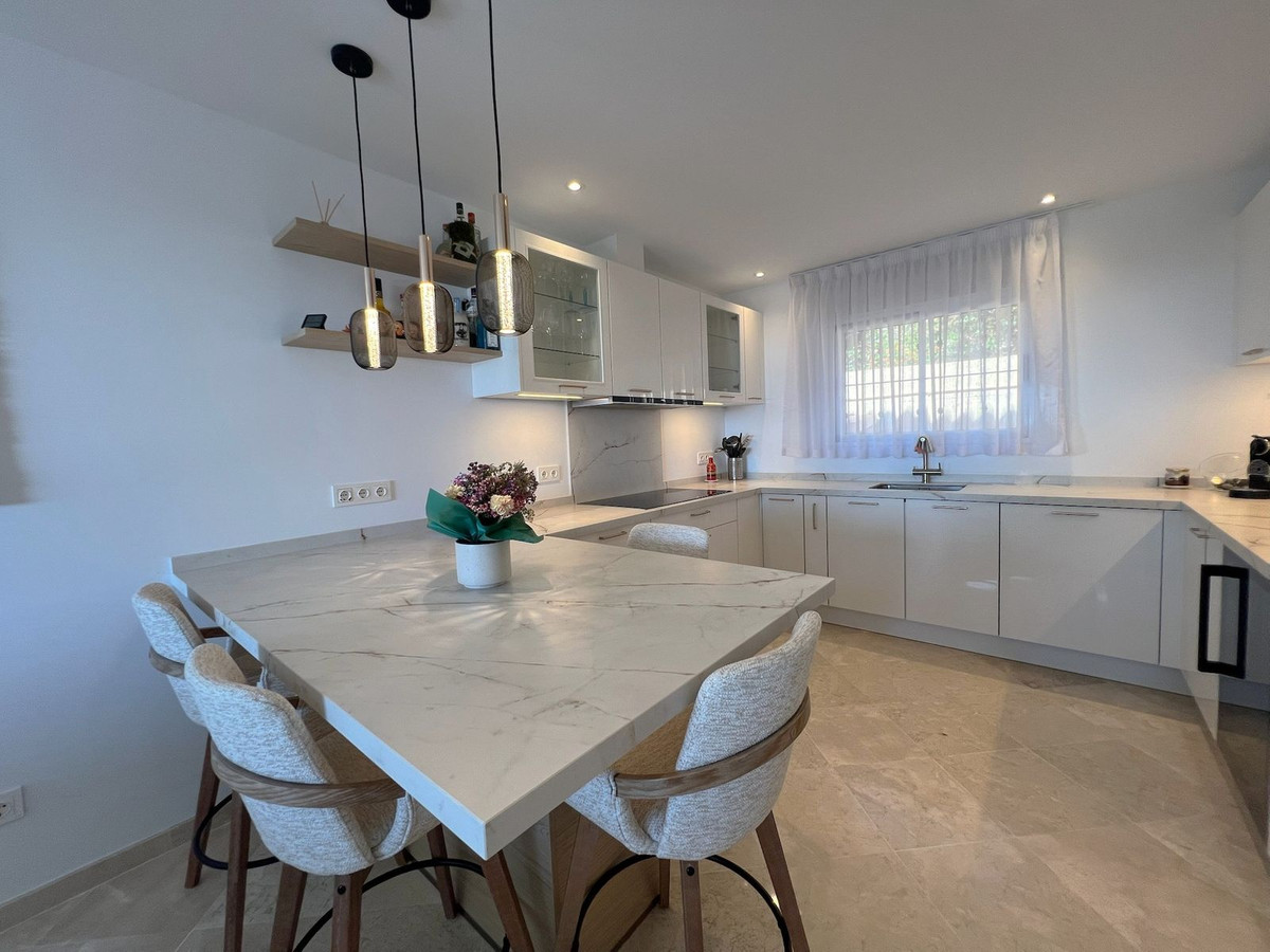 Geschakelde Woning te koop in Ojén | 4 slaapkamers H5433820