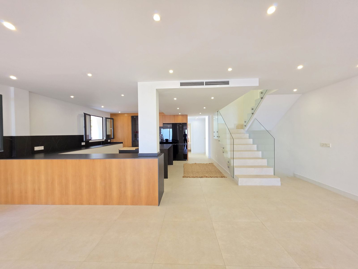 Vrijstaande Villa te koop in Ojén | 5 slaapkamers H5464639