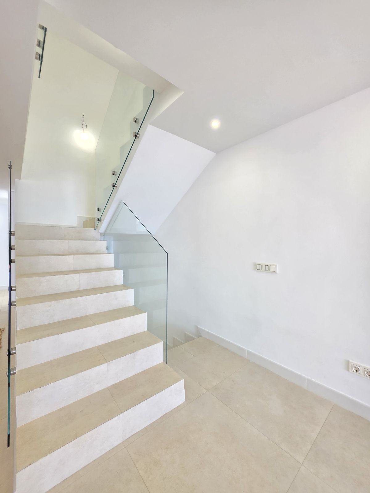 Vrijstaande Villa te koop in Ojén | 5 slaapkamers H5464639