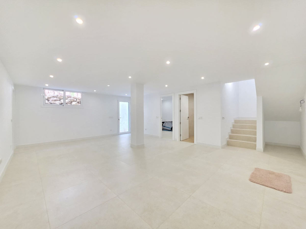 Vrijstaande Villa te koop in Ojén | 5 slaapkamers H5464639