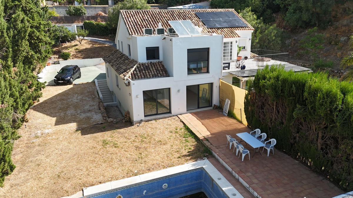 Vrijstaande Villa te koop in Ojén | 5 slaapkamers H5464639