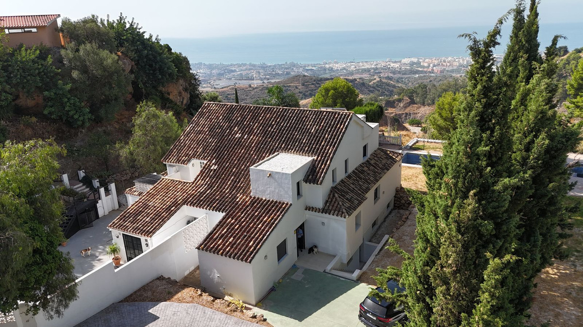 Vrijstaande Villa te koop in Ojén | 5 slaapkamers H5464639
