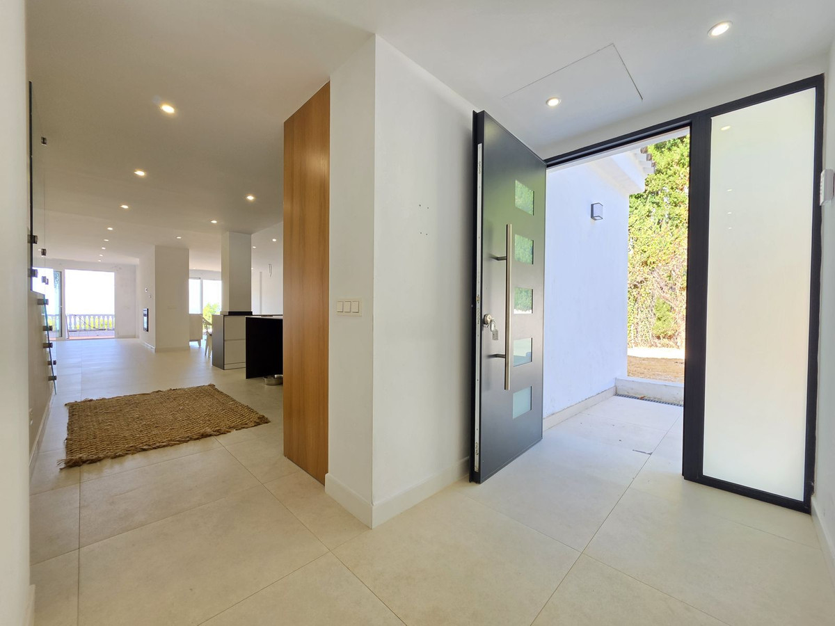 Vrijstaande Villa te koop in Ojén | 5 slaapkamers H5464639