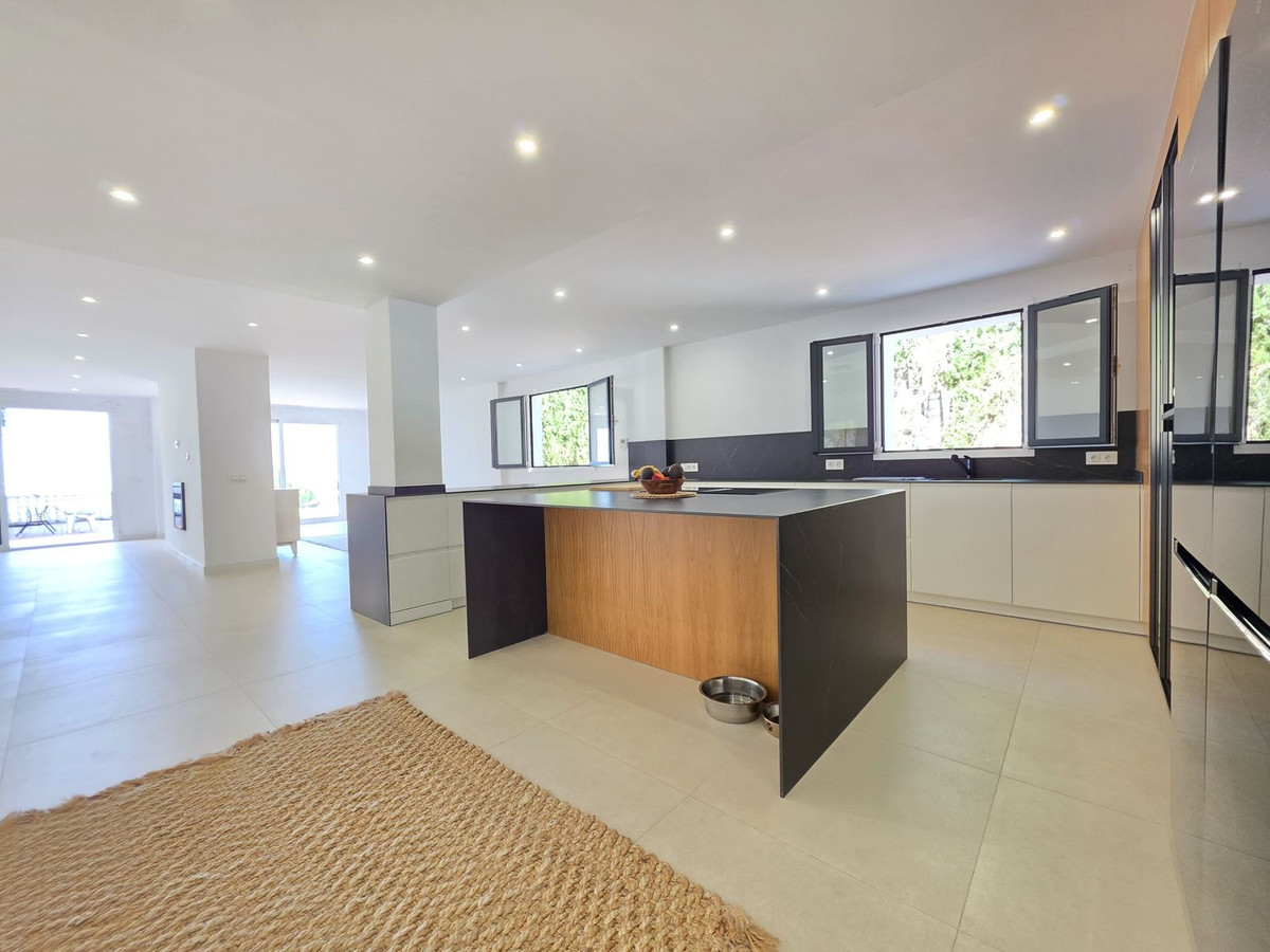 Vrijstaande Villa te koop in Ojén | 5 slaapkamers H5464639