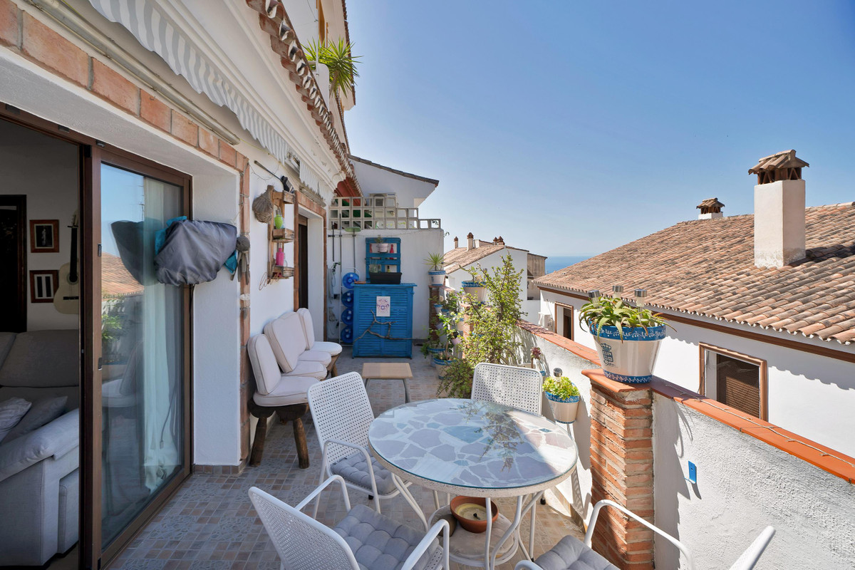 Property main view 30
