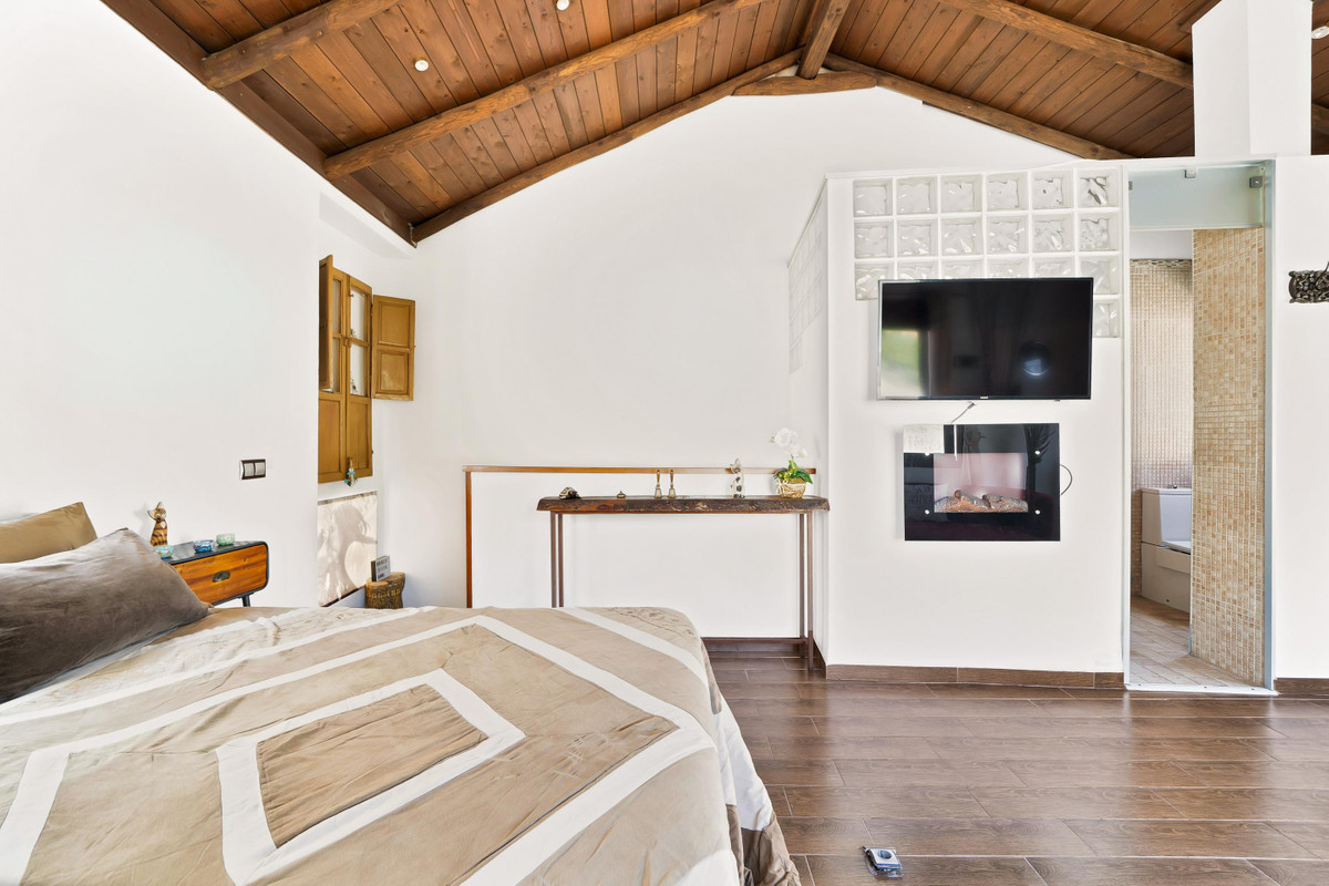 Property main view 33
