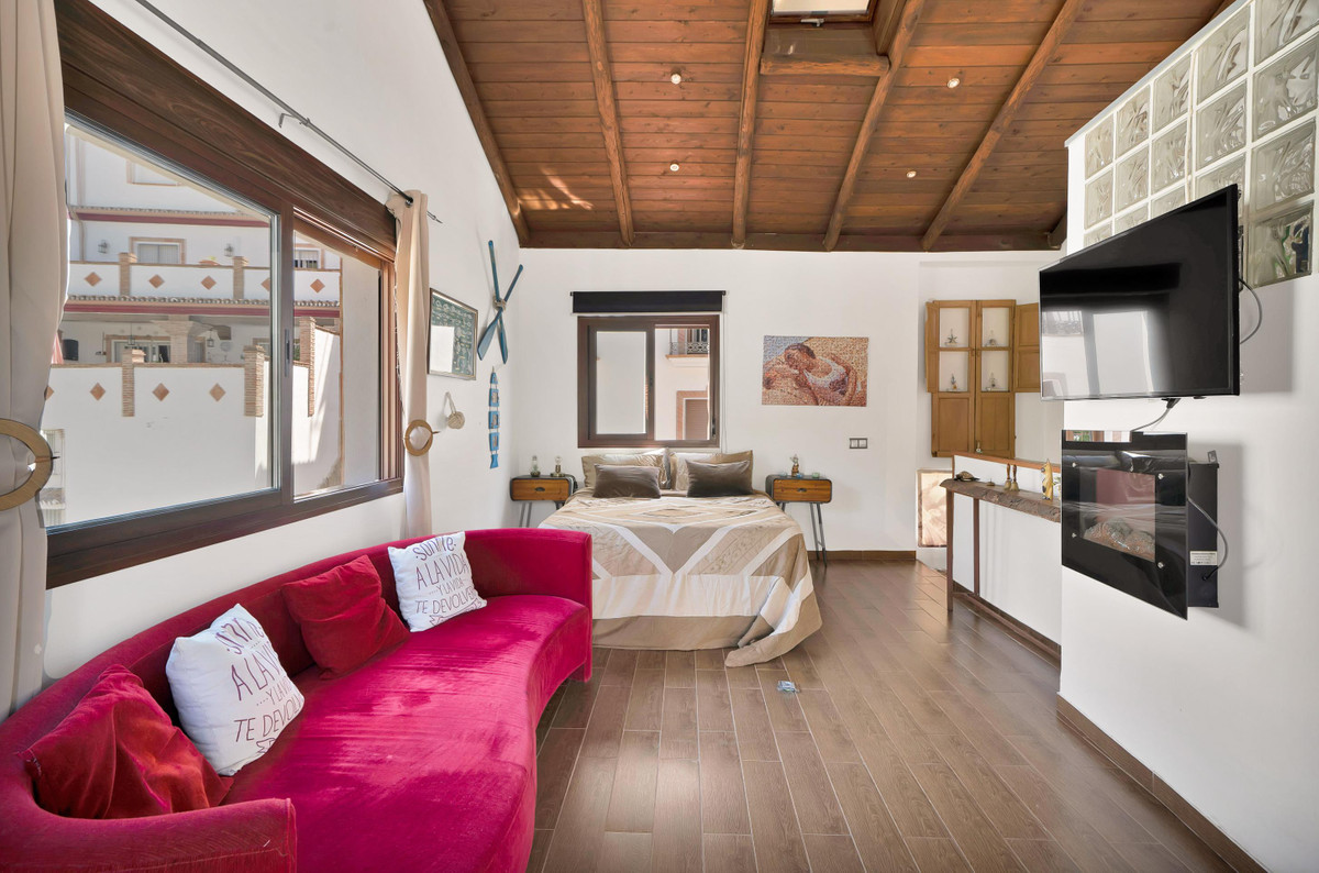 Property main view 36