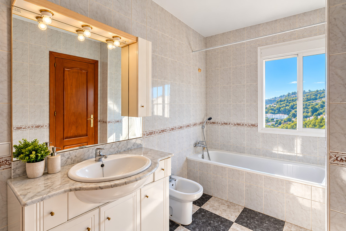 Property main view 18