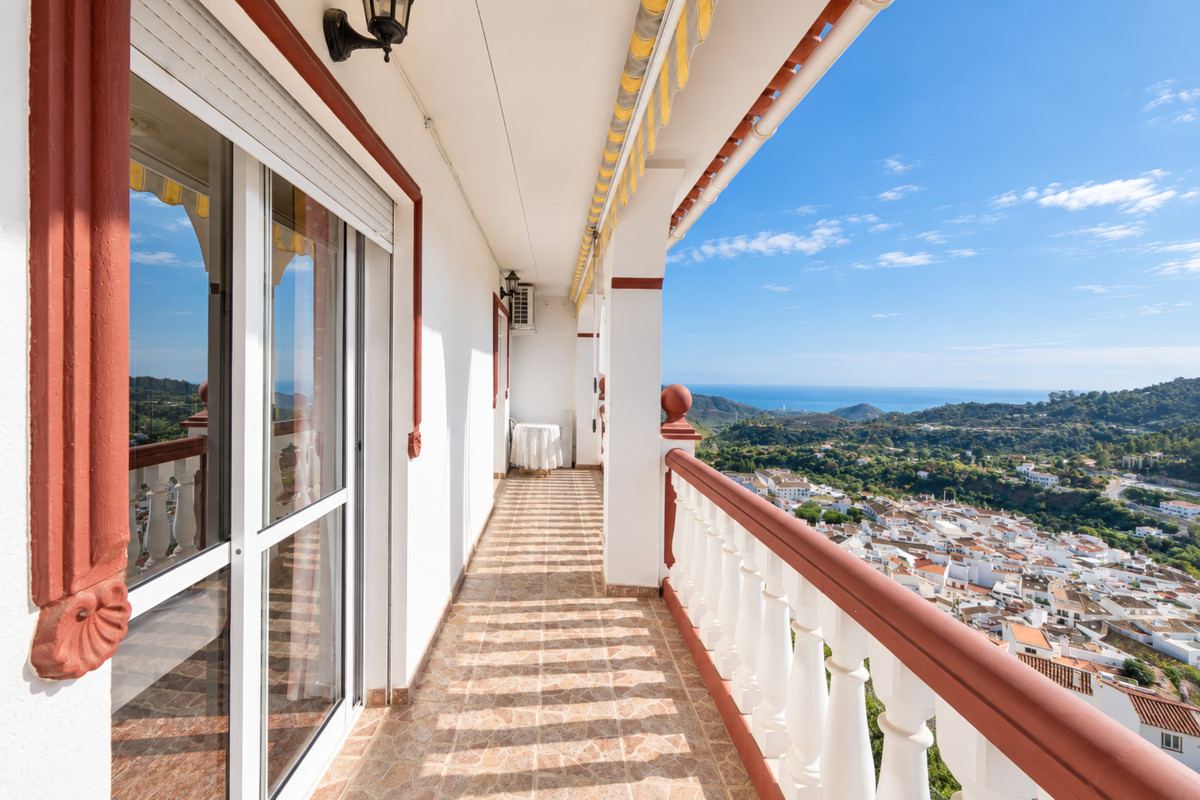 Property main view 37