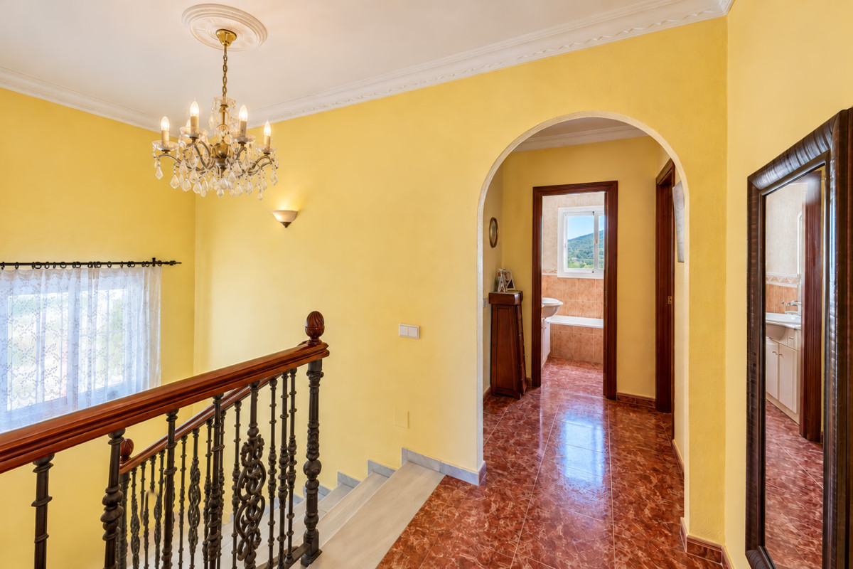 Property main view 44