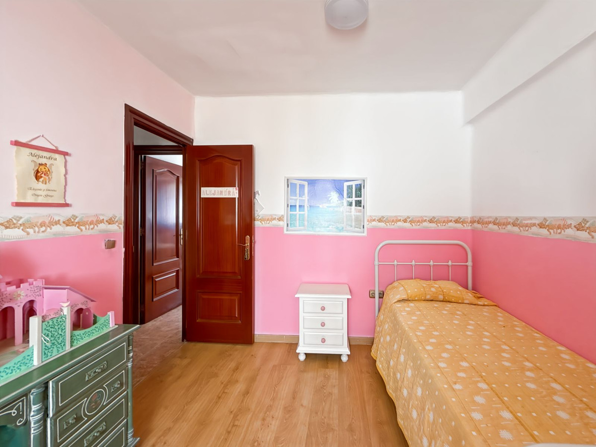 Huis te koop in Olletas | 8 slaapkamers H5076742