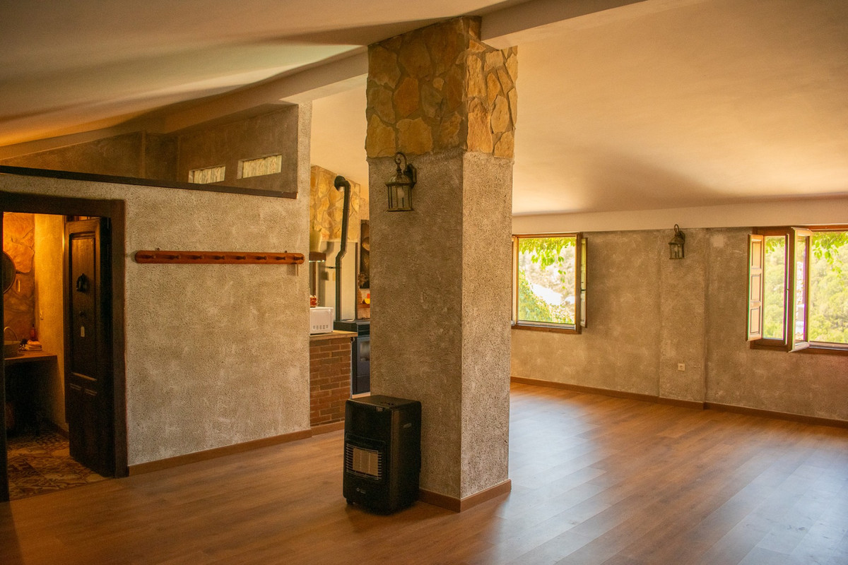 Property main view 39