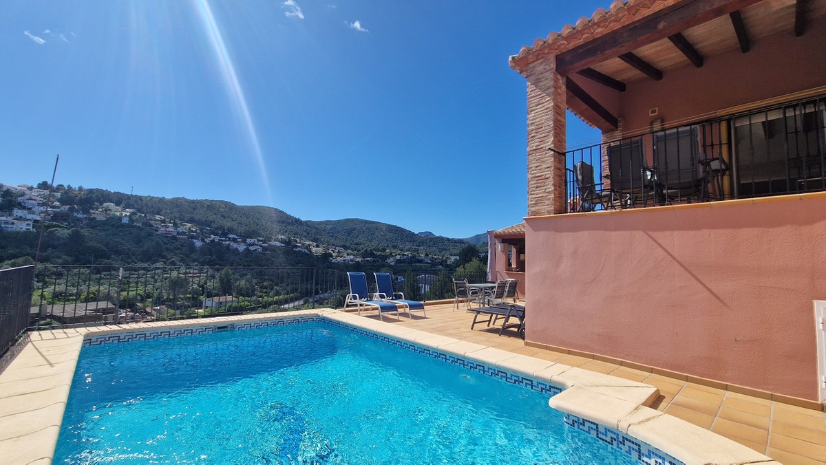 Vrijstaande Villa te koop in Orba | 5 slaapkamers H5063545