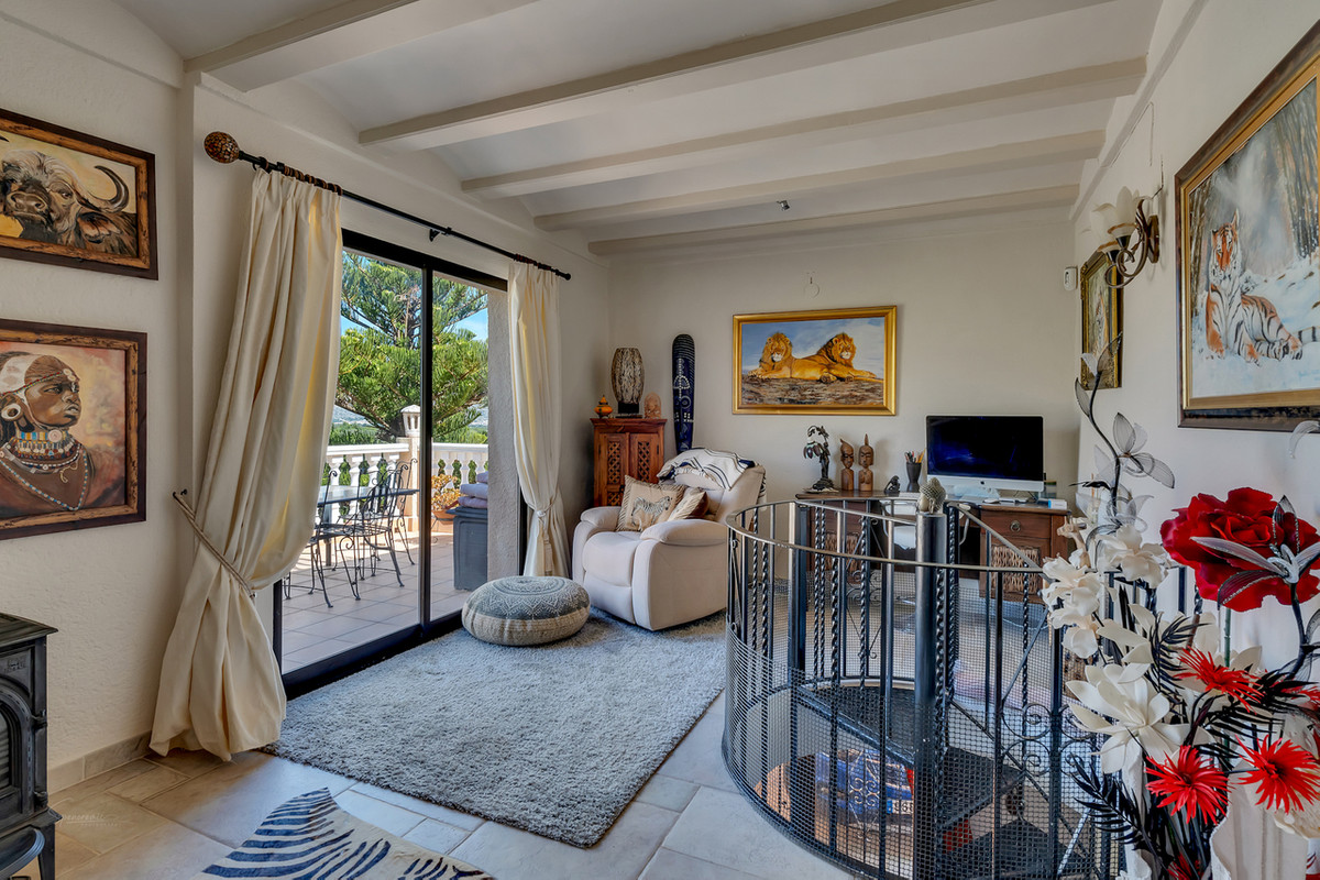 Vrijstaande Villa te koop in Orba | 4 slaapkamers H5156599