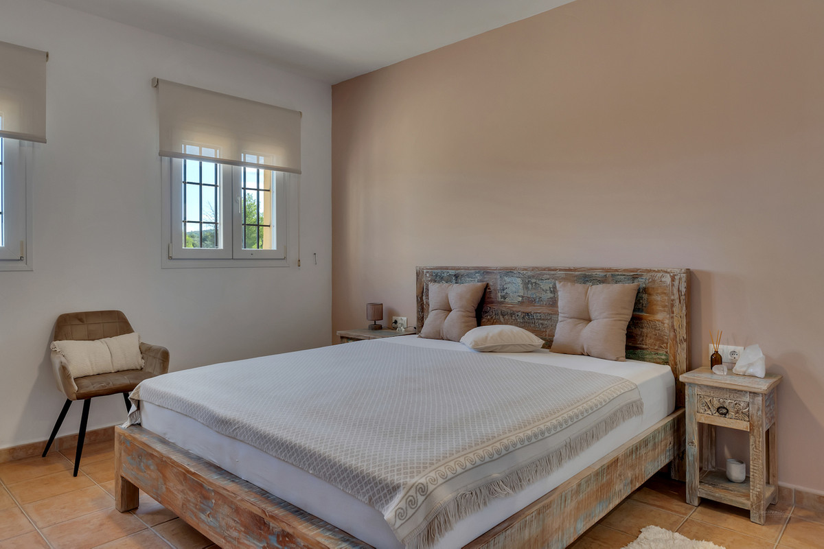 Property main view 33