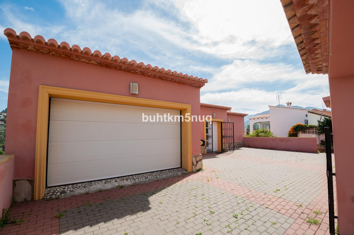 Property main view 48