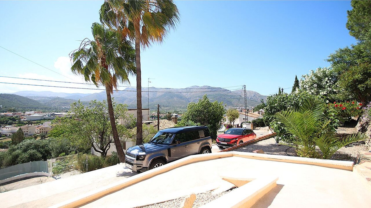 Property main view 33