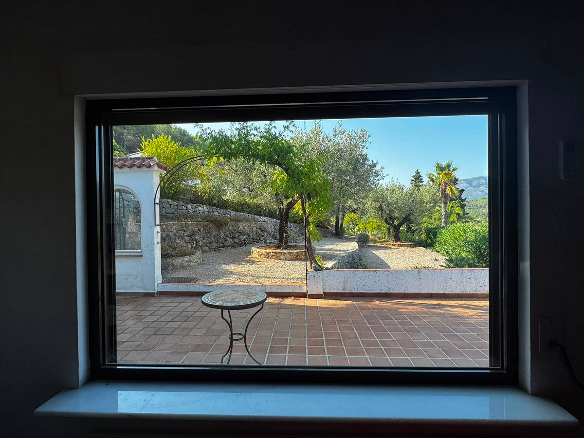 Vrijstaande Villa te koop in Orba | 2 slaapkamers H5473024