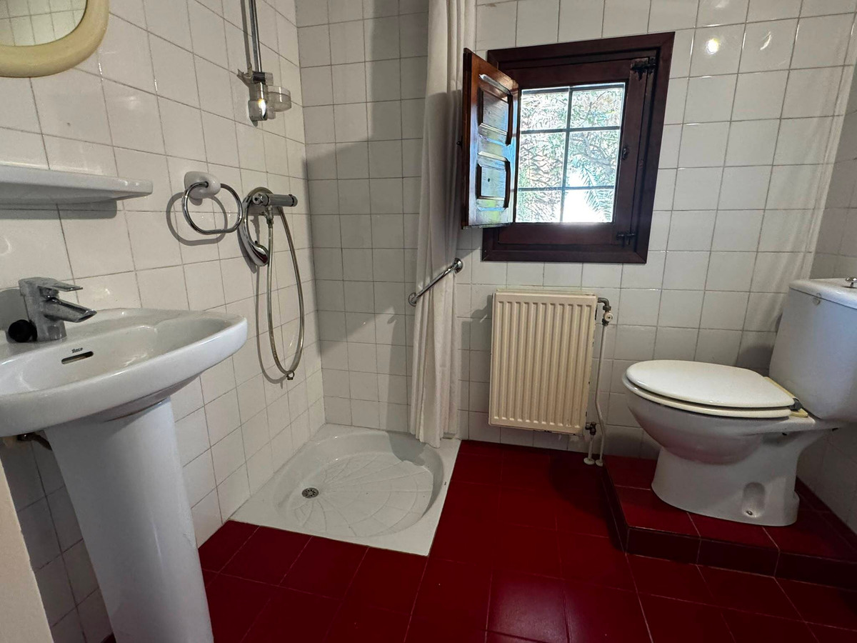 Vrijstaande Villa te koop in Orba | 2 slaapkamers H5473024