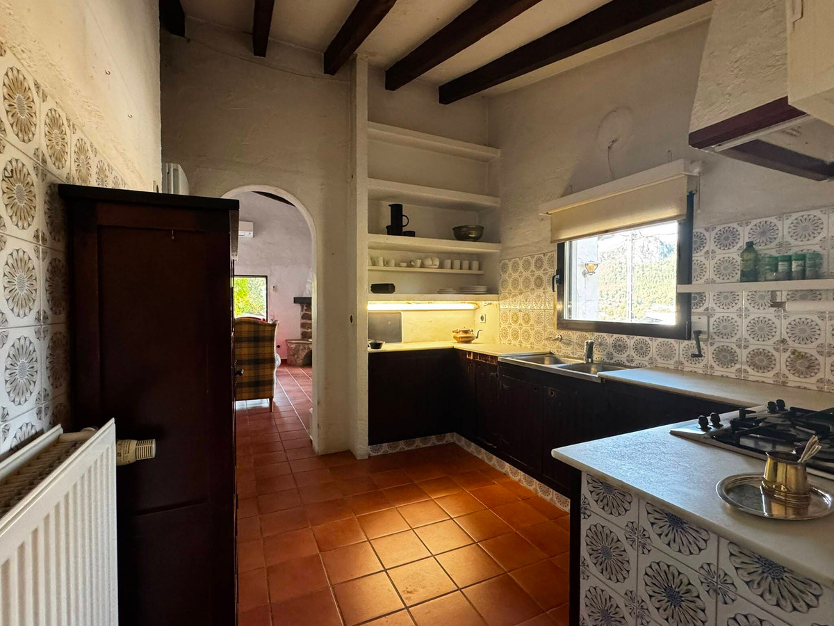 Vrijstaande Villa te koop in Orba | 2 slaapkamers H5473024