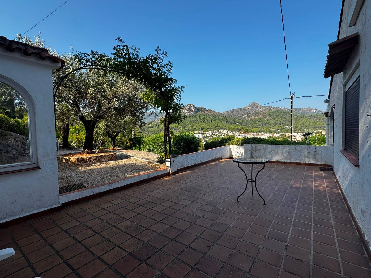 Vrijstaande Villa te koop in Orba | 2 slaapkamers H5473024