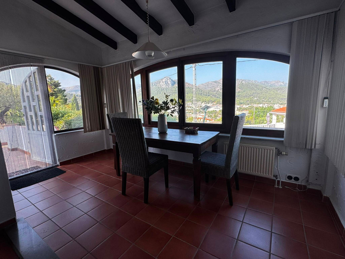 Vrijstaande Villa te koop in Orba | 2 slaapkamers H5473024