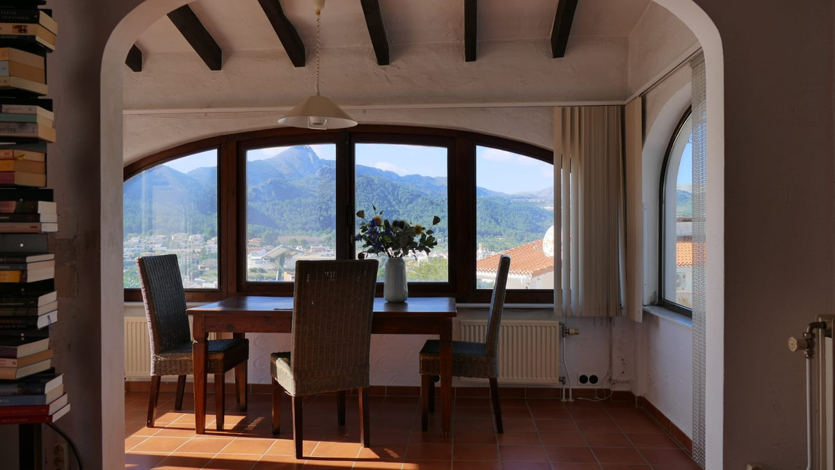 Vrijstaande Villa te koop in Orba | 2 slaapkamers H5473024