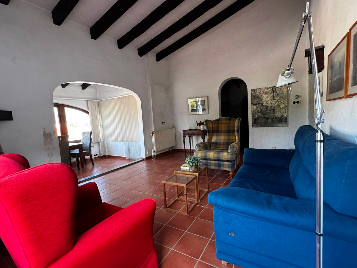 Vrijstaande Villa te koop in Orba | 2 slaapkamers H5473024