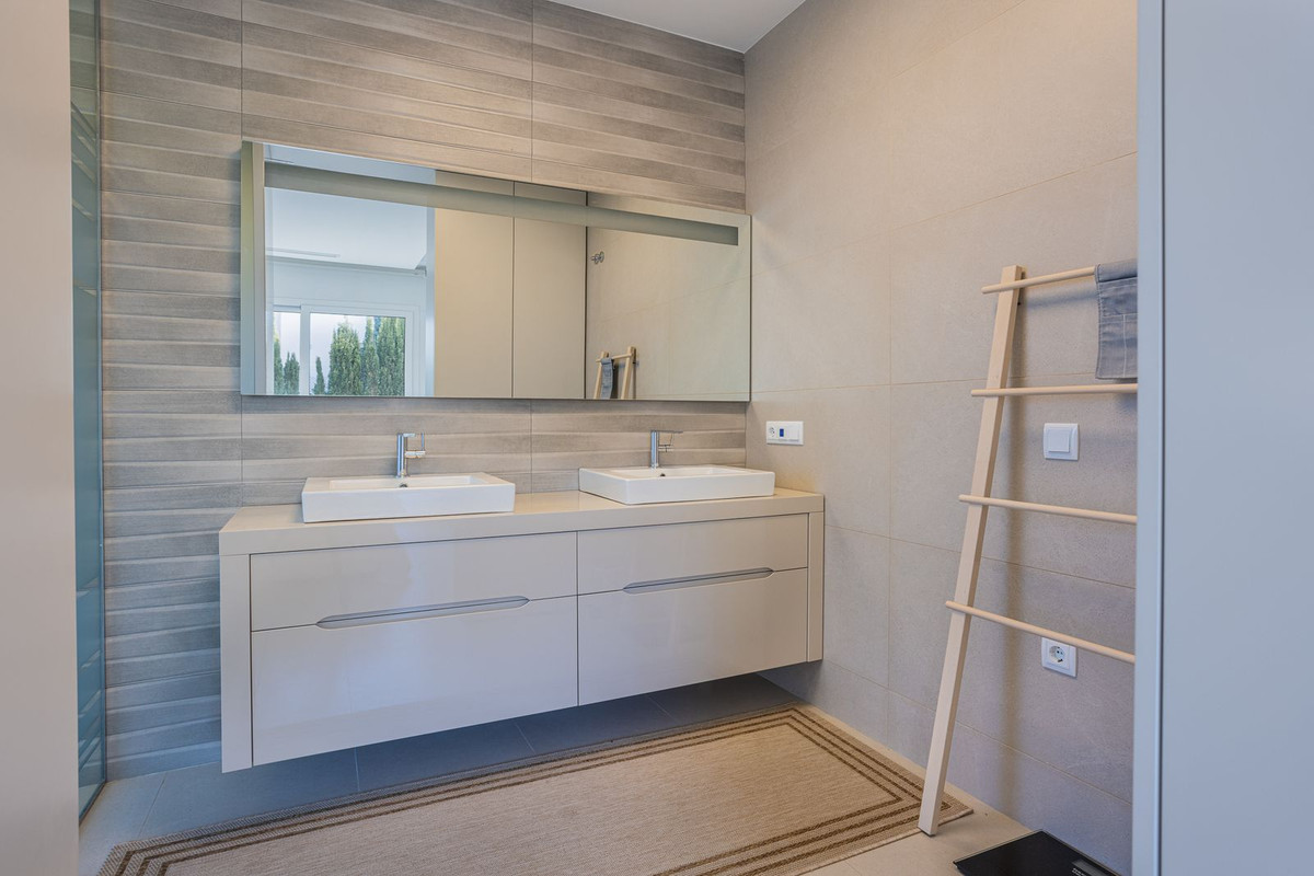 Property main view 18