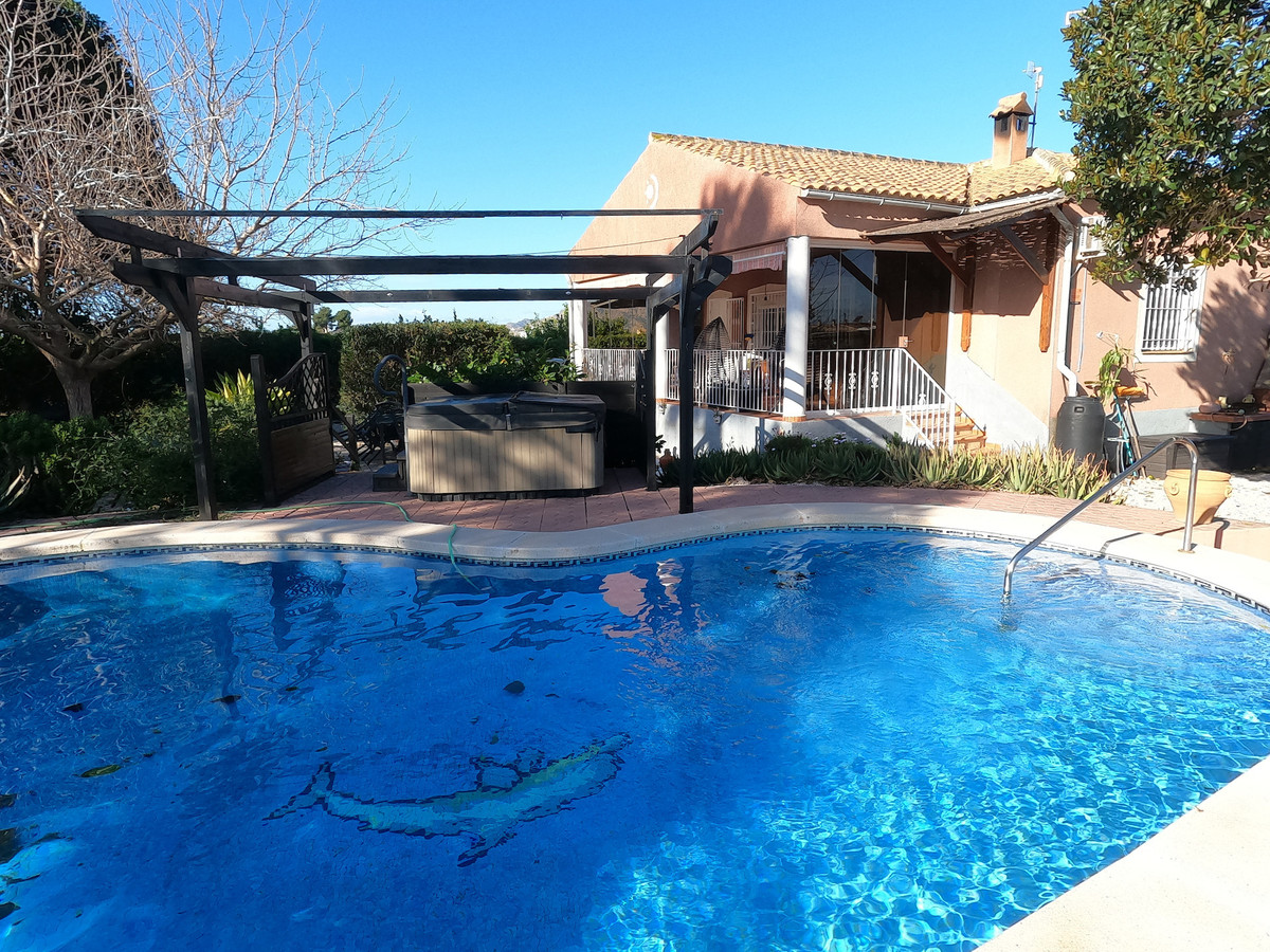 Finca - Cortijo te koop in Orihuela | 3 slaapkamers H5300641
