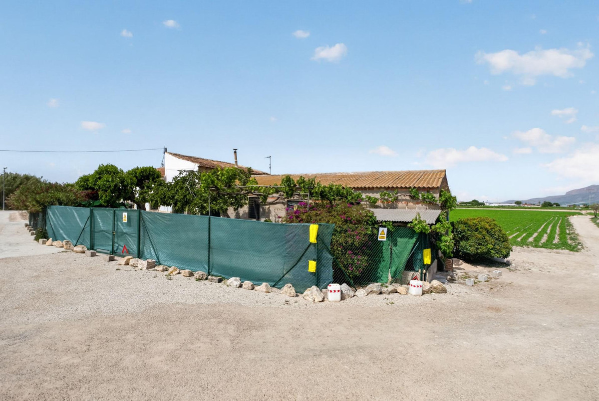 Finca - Cortijo te koop in Orihuela | 3 slaapkamers H5412880