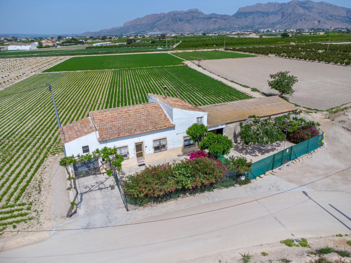 Finca - Cortijo te koop in Orihuela | 3 slaapkamers H5412880