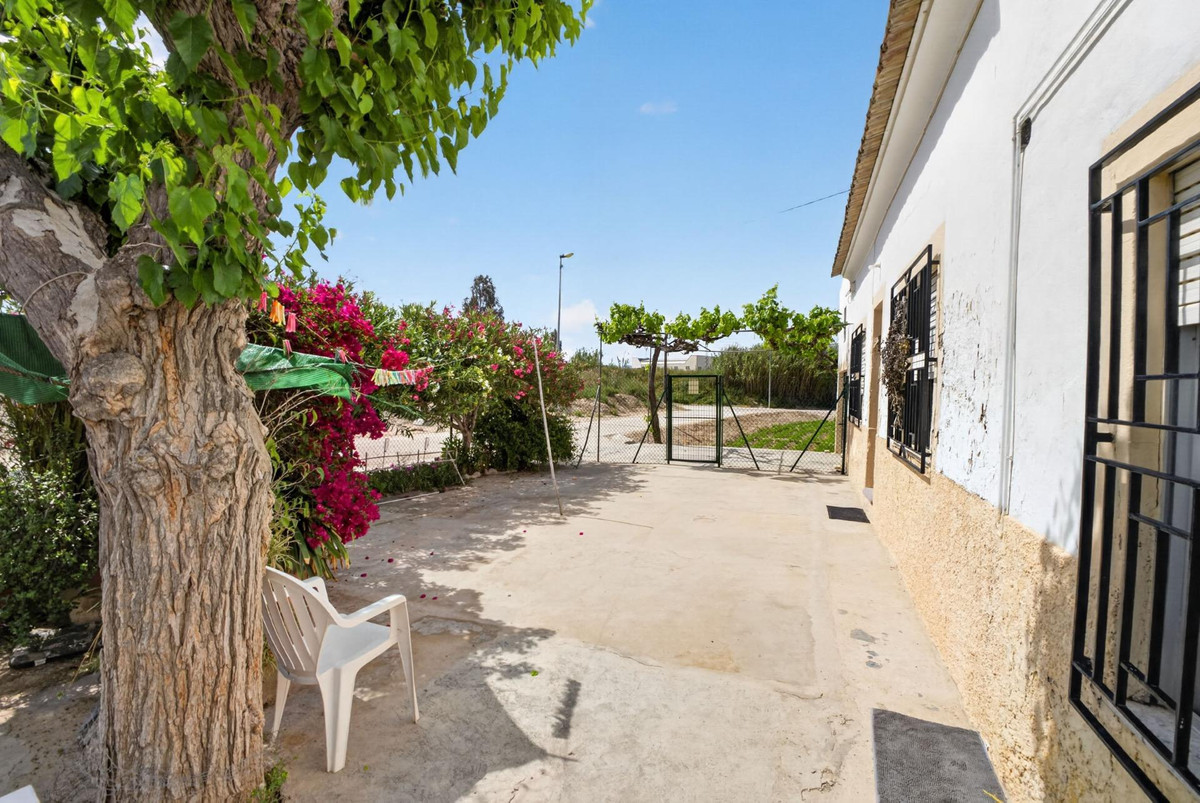 Finca - Cortijo te koop in Orihuela | 3 slaapkamers H5412880