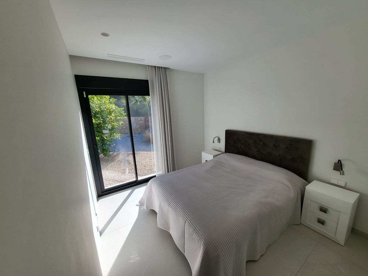 Appartement te koop in Orihuela | 4 slaapkamers H5468674