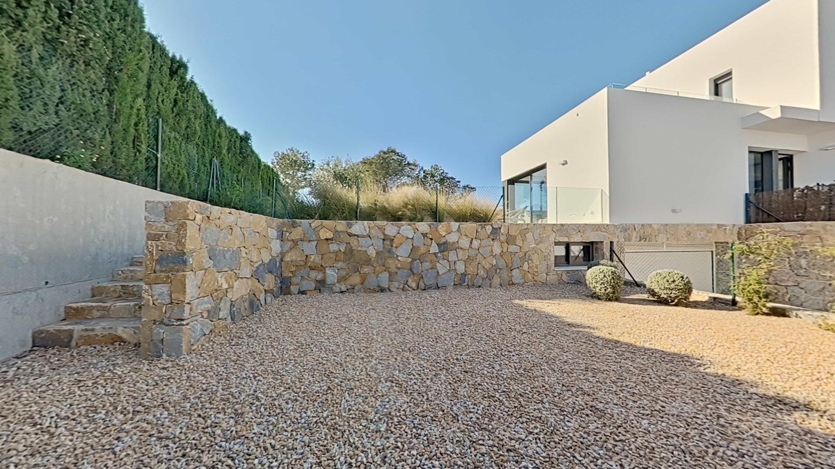 Property main view 48