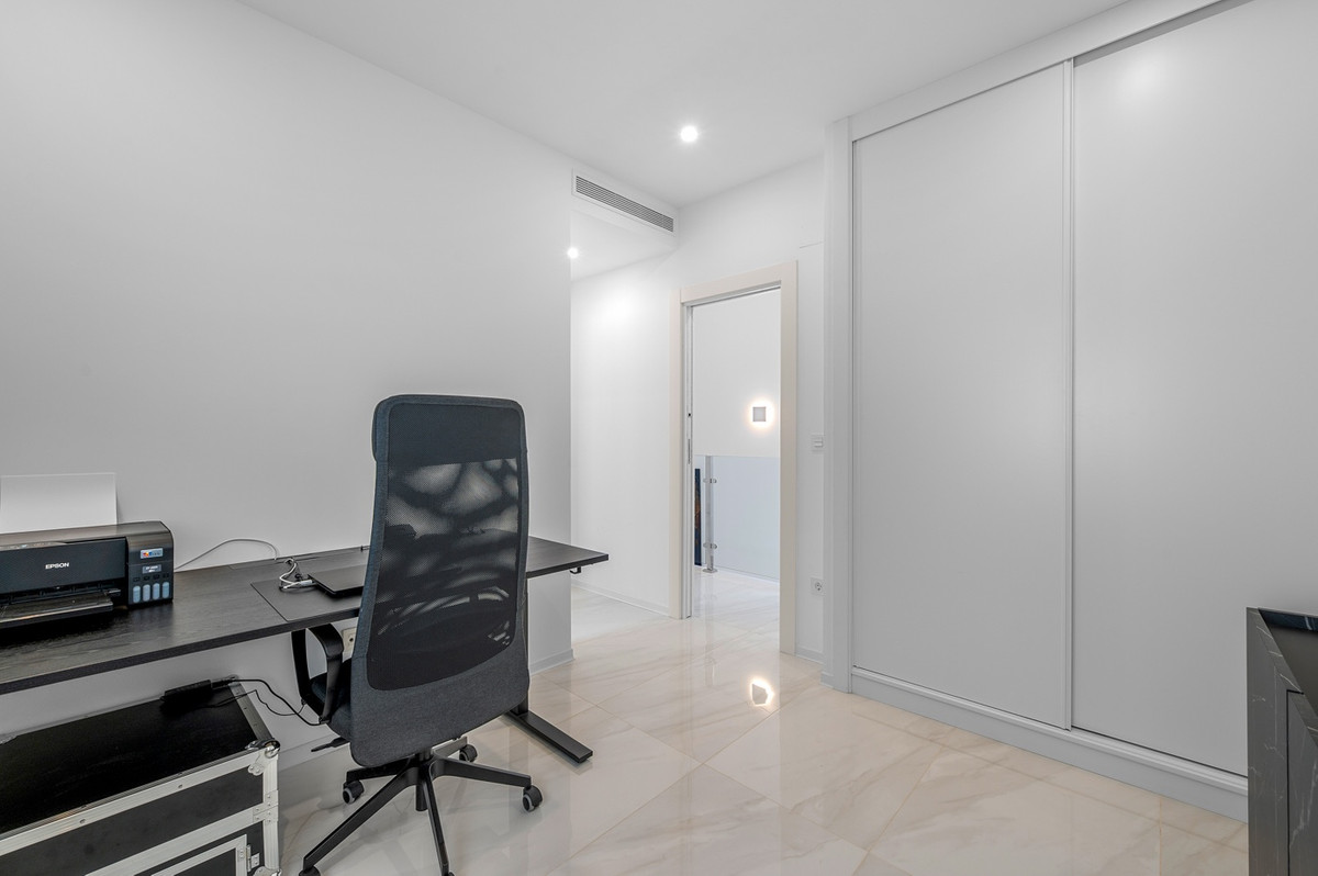 Property main view 40