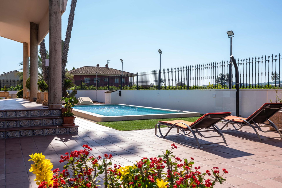 Huis te koop in Orihuela | 4 slaapkamers H5520283