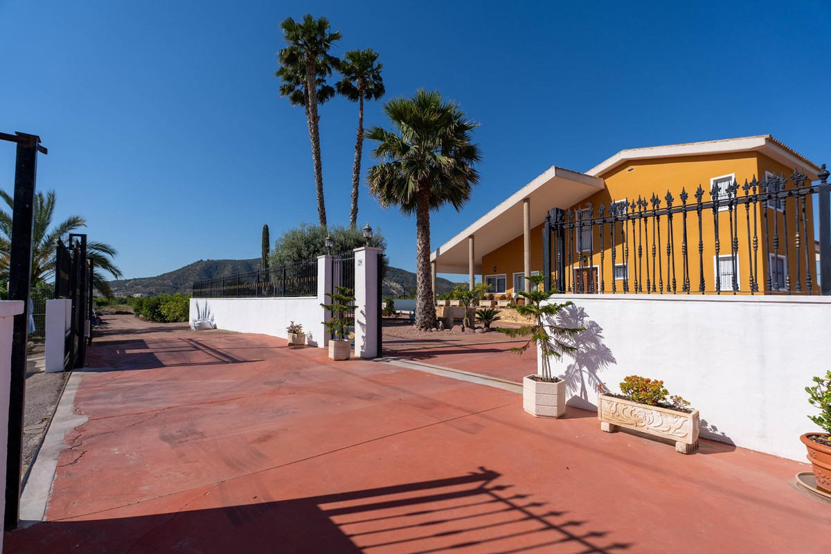 Huis te koop in Orihuela | 4 slaapkamers H5520283