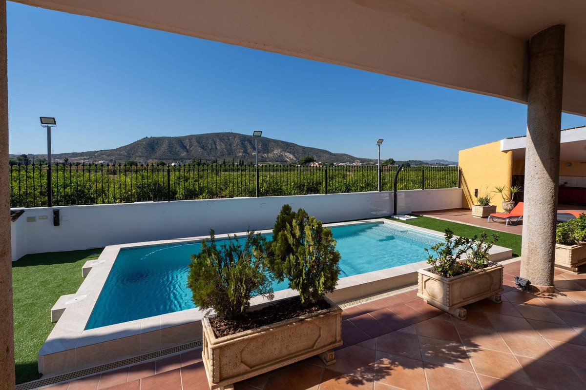 Huis te koop in Orihuela | 4 slaapkamers H5520283