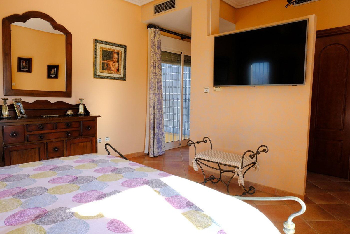 Huis te koop in Orihuela | 4 slaapkamers H5520283