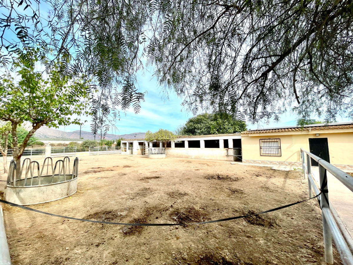 Finca - Cortijo te koop in Orihuela | 3 slaapkamers H5520454