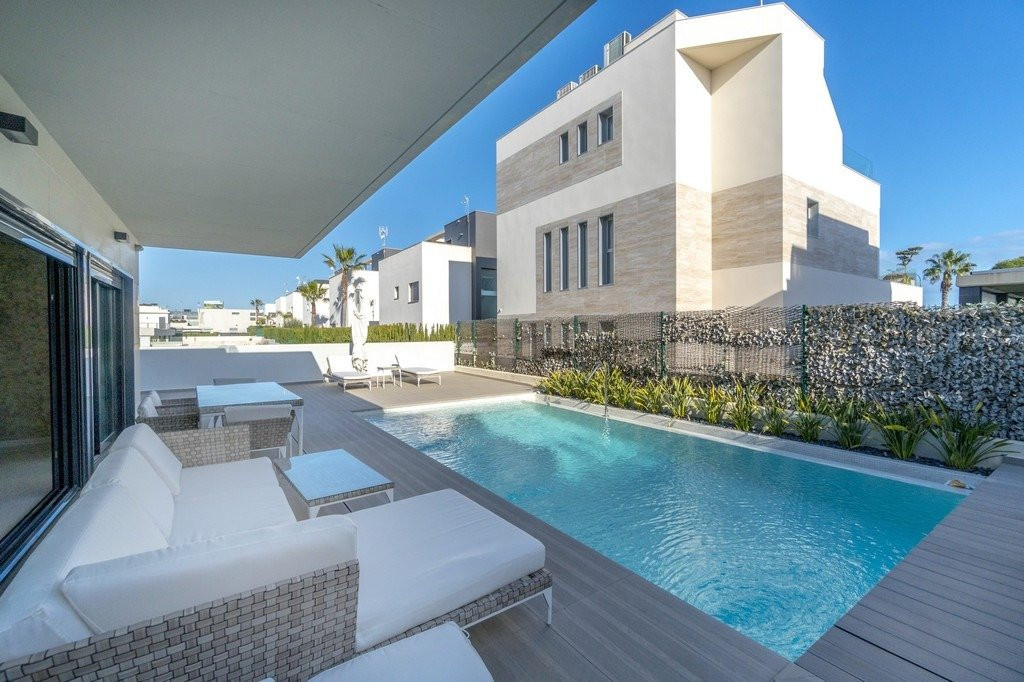 Property main view 35