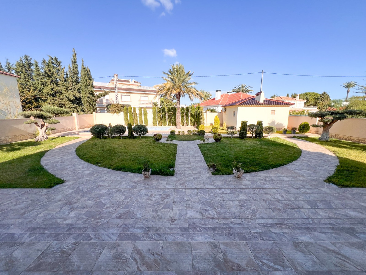 Property main view 4