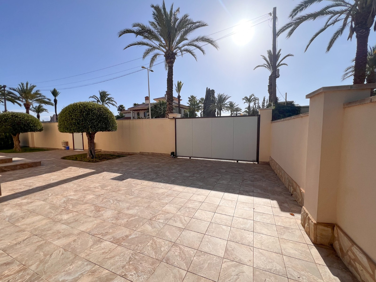 Property main view 44